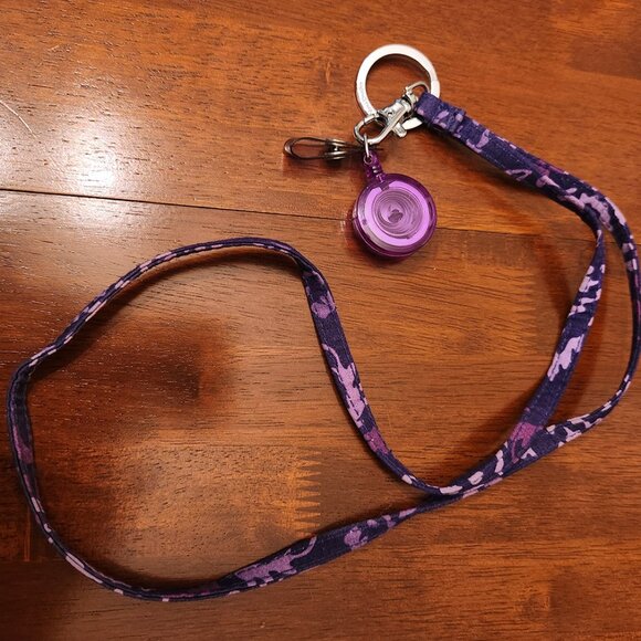 Vera Bradley Paisley Amethyst Key Clip Lanyard Like New - Picture 1 of 4